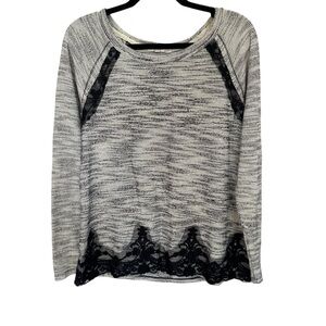 Jolt black and white long sleeve top with lace trim women’s medium